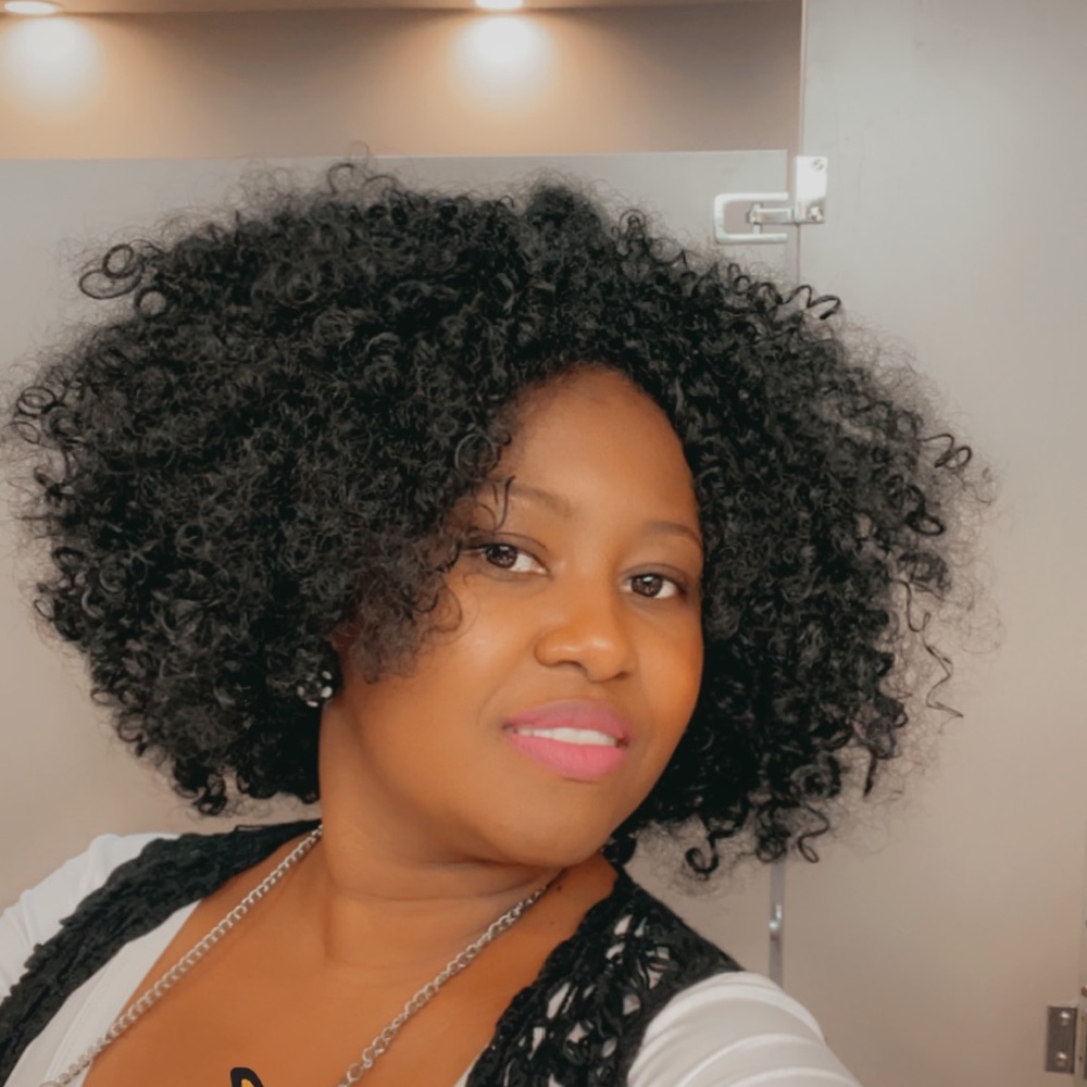 Meet your Posher, Nancy